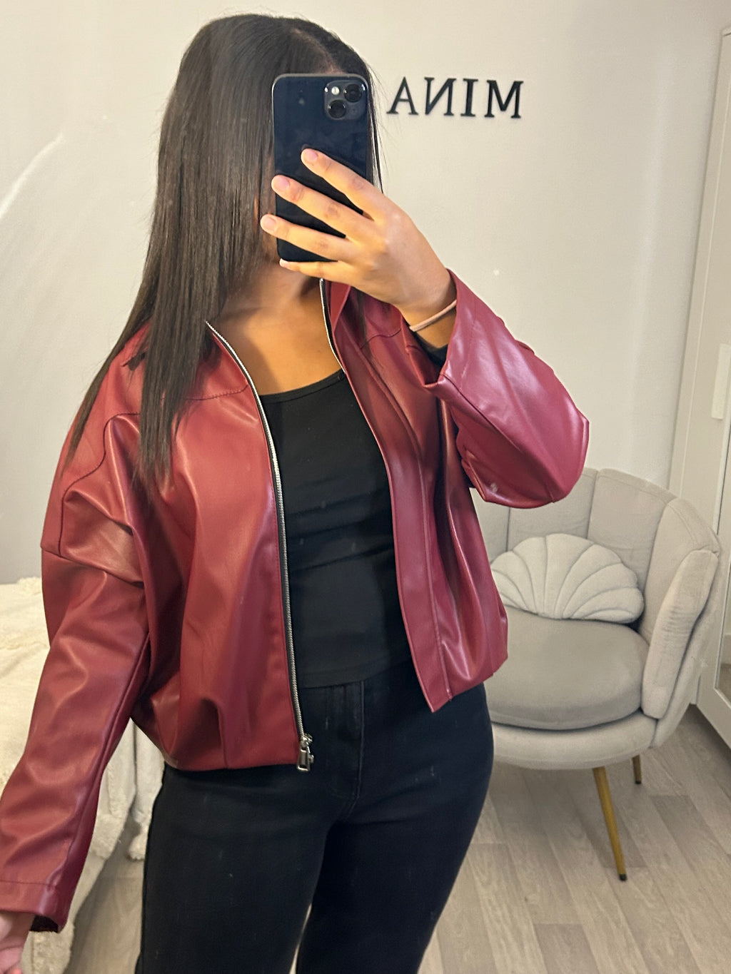 Veste en cuir rouge