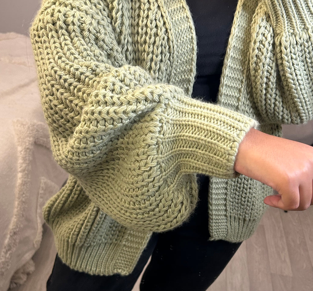 Cardigan en laine vert
